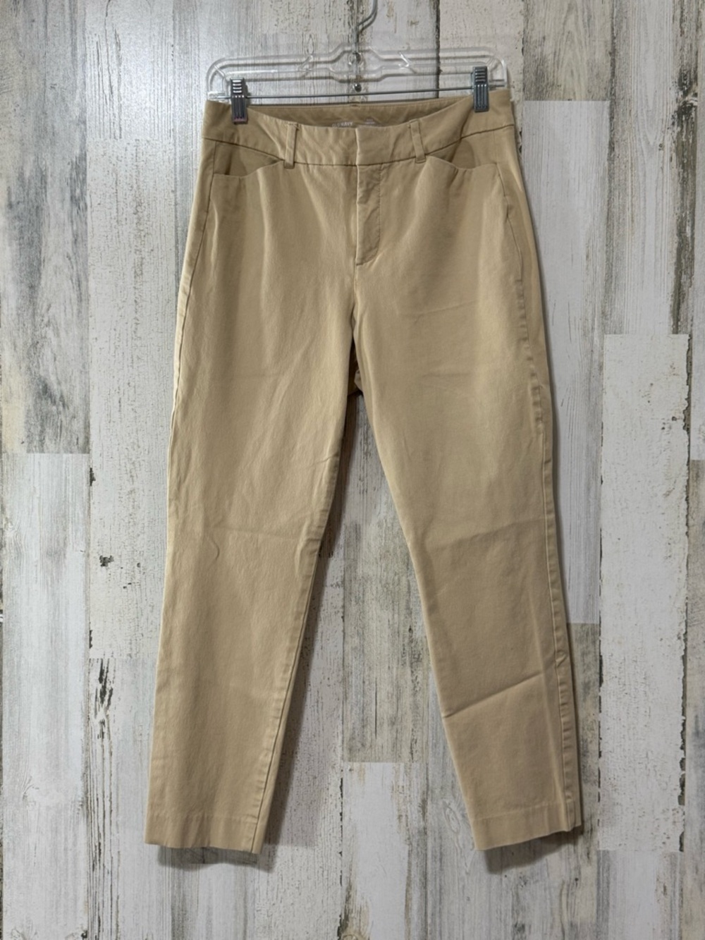Old Navy Pixie Beige Slim Fit Capris